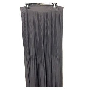Gray pleated Maxi by Old Navy